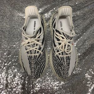 Yeezy Boost 350 V2 “Zebra” Sz 10 US